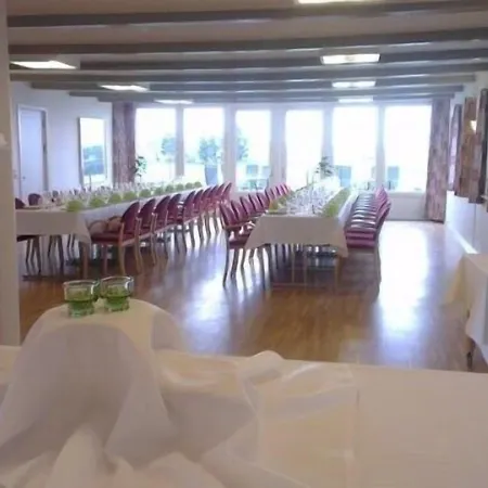 Hotell Hojgaarden 2*